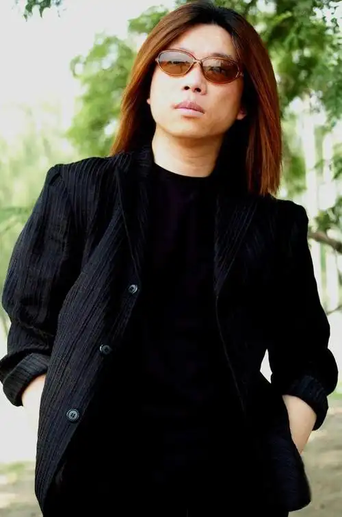 音乐才子郭峰父亲早逝他托起母亲的晚年婚恋成难题