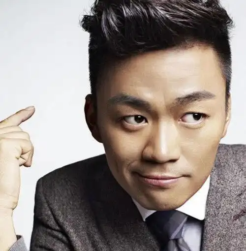 王宝强的律师三条简单微博回应马蓉,网友:不愧是文化人