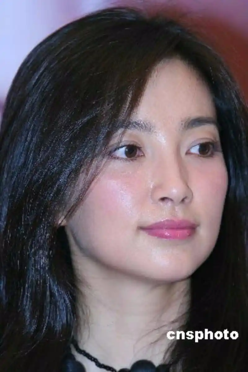 李冰冰学生时代的照片,女神就是女神,一点都没变