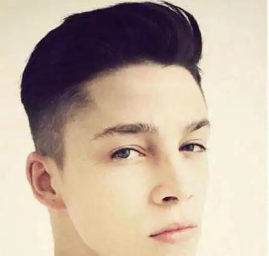 脸大的男生剪这4款发型,帅气又显脸小(脸大的人剪什么发型好看男)