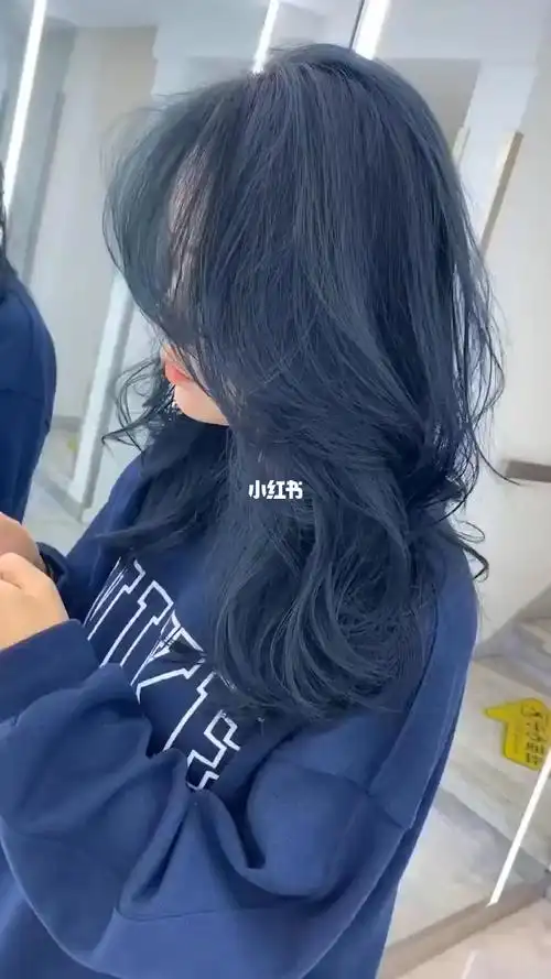 常州染发蓝灰色显白发色2020发色 常州染发#青木兰#黑茶色#青灰色#闷