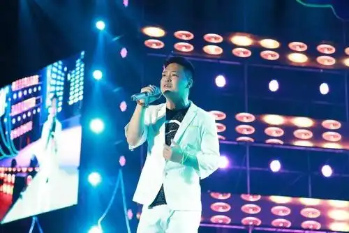 晚会主持,吴永青,姜玉阳,云朵,乌兰托娅,高进等国内知名歌星前来助阵