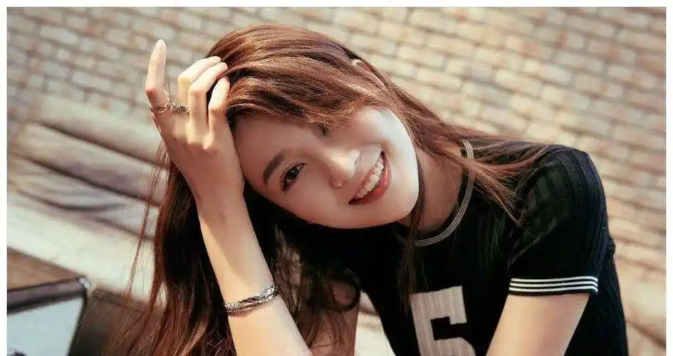 乔欣发文秒删暗示与杨洋分手还是嗑博君一肖?