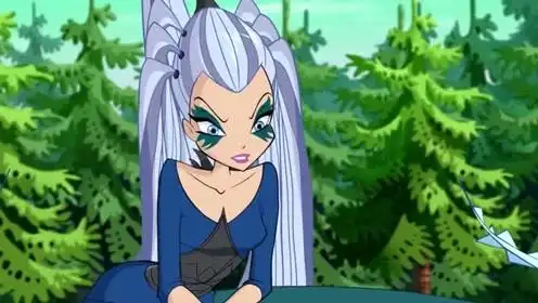 《魔法俏佳人》冰后把巴菲利斯变成了一只狗!