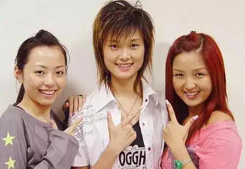 当年的超女可谓是火遍大半个中国,其中最引人瞩目的非李宇春莫属了