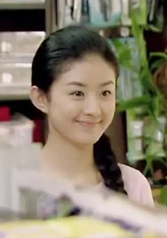 出道多年,赵丽颖的成名之路充满了坎坷与艰辛.