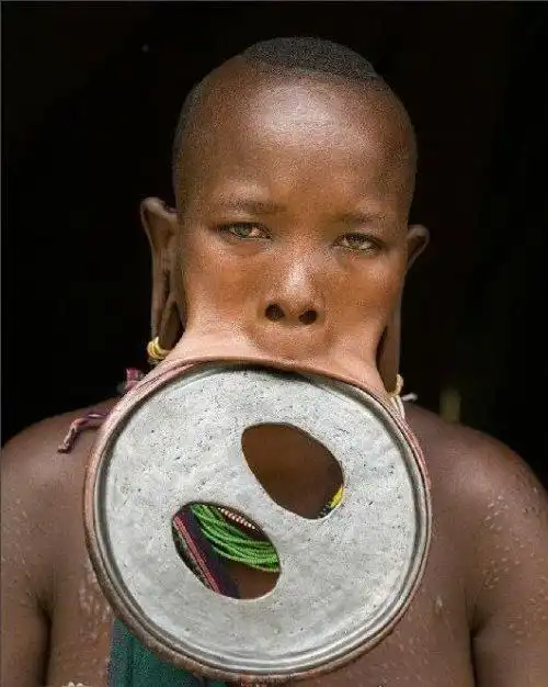 世界上嘴巴最大的人最大嘴巴宽195厘米破吉尼斯纪录