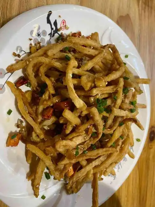 灶妈子大排档(地大店)-"地大的小伙伴们有口福啦,灶妈子大排档来地.