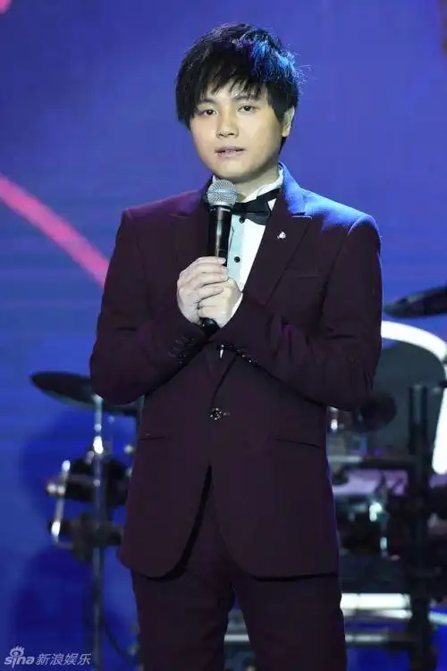 郑源为什么没参加参加《我是歌手》:没达到人家的水平