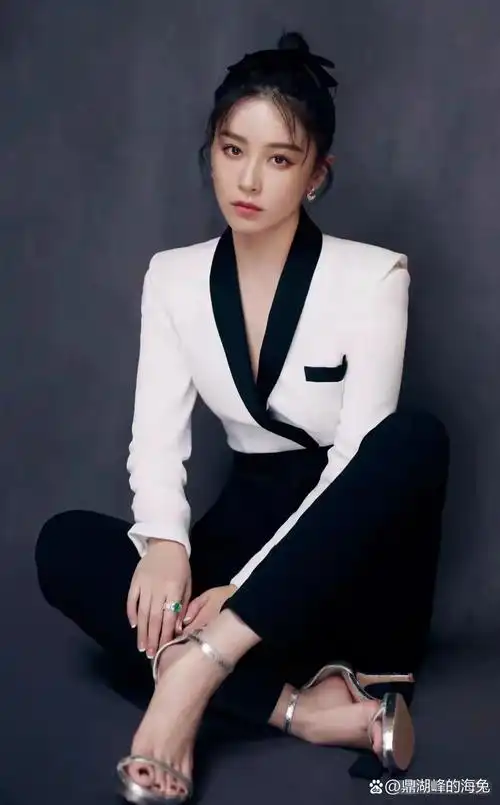 阚清子,1988年4月15日出生于黑龙江省哈尔滨市,身高161cm,中国内地女