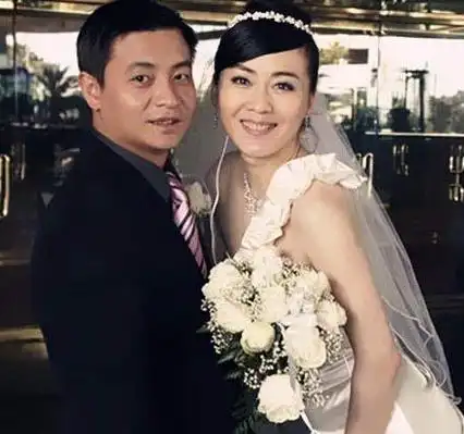 【图】李琳李大双亲密照曝光 两人均是二婚情史揭秘_大陆星闻_明星