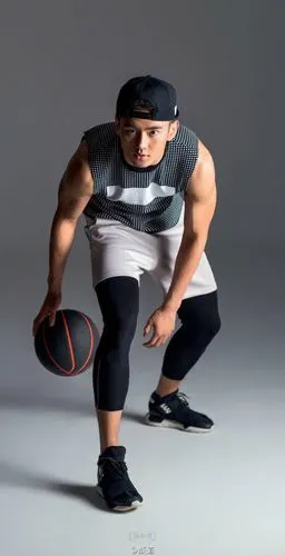 宁泽涛腹肌秀图