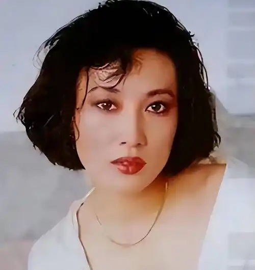 "珠影一哥"陈锐:戏红人不红,前妻和现任妻子都是知名演员