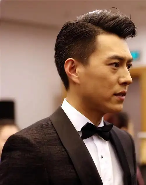 没想到2023年才过一半,46岁的靳东,就以这样的方式"败光路人缘"