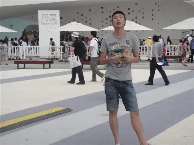 4 2009-05-09 男生20岁,身高183,体重160斤重吗 3 2013-09-25 筛哌