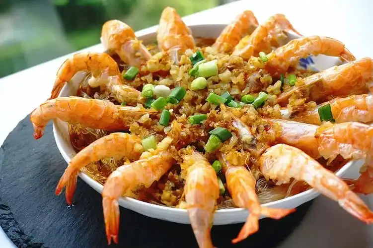 蒜蓉粉丝虾的做法喷香鲜嫩有营养让不会做菜的你一看就会