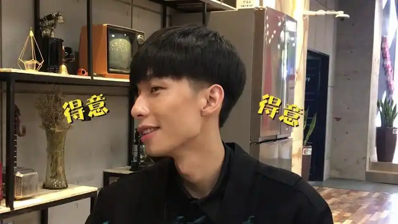 黄榕生快问快答:自曝有六块腹肌 最想照顾赵英博-综艺-高清视频在线