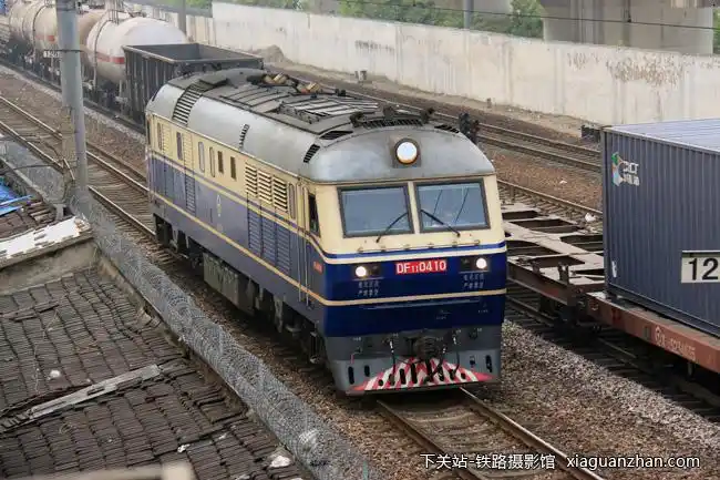 东风11-0410 df11-0410 上局宁东段