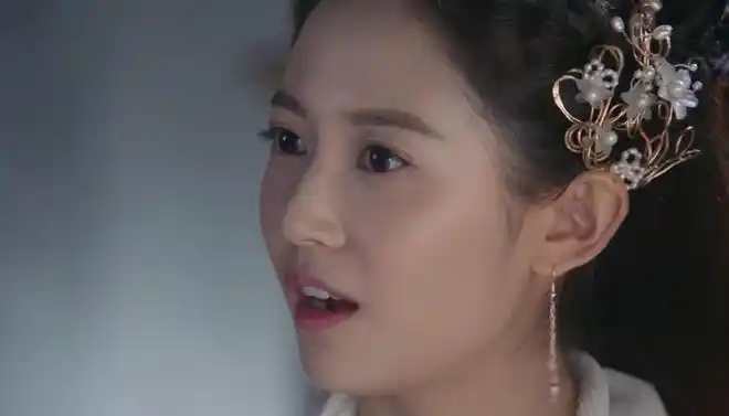 新版倚天屠龙记赵敏上线陈钰琪出场遭群嘲贾静雯版赵敏上热搜