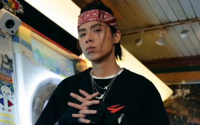 说唱安利之法老,作品好听,人很正经,人品很好.