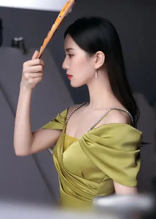 每次看到刘诗诗都要感叹仪态是真的好好呀