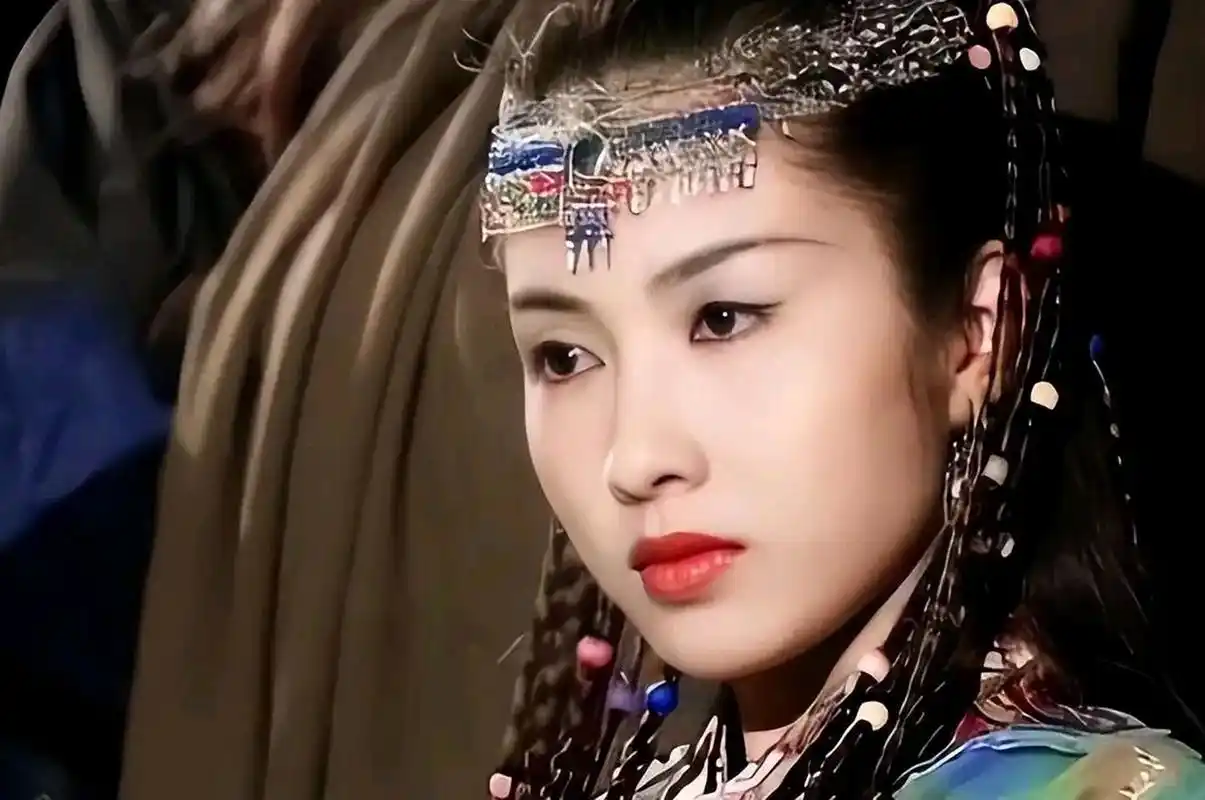 八卦娱乐明星# #黎姿# #赵敏# 《倚天屠龙记》赵敏