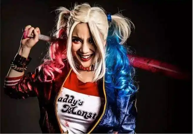 蒙面唱将小丑女揭开面具后观众席疯狂最美暴走萝莉