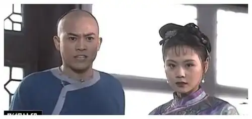 还珠格格揪心一幕柳青柳红20年后再见赵薇说了一句大实话