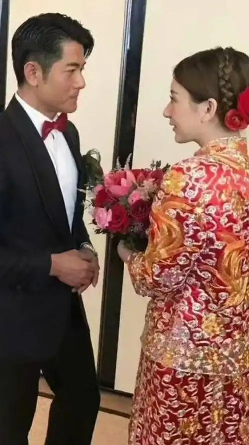 方媛正式升级做郭富城太太,嫩模时期好友绝迹婚礼