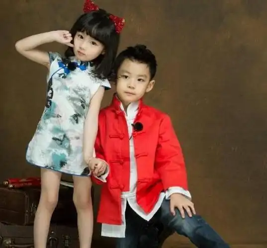 曹颖女儿才是整容式长大小时候与王子两小无猜近照美成洋娃娃