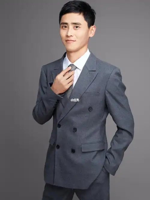 生活照工作照应该没什么区别吧