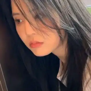 真实女生照片同一个人头像 高清美女生活照同一个人头像_女生头像_美