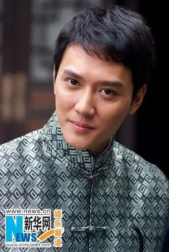 冯绍峰早年剧照全曝光 青涩至极无人识(图)