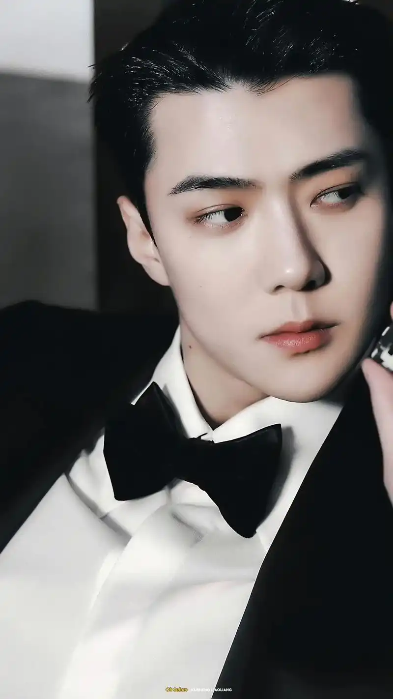 你小子 怎么这么帅#吴世勋 #南韩仙子 #西装杀 # - 抖音