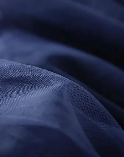 女童藏青色短裙