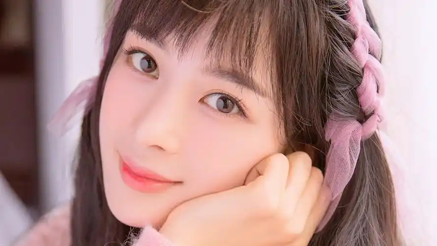 美女明星赵韩樱子粉嫩养眼写真桌面壁纸