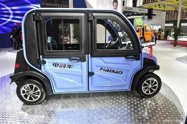 低速四轮电动车要不要上牌