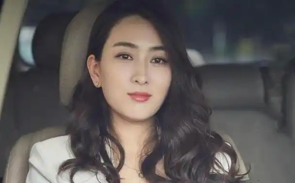 回顾马苏从当红一线到几乎消失在娱乐圈她是如何自毁前程的