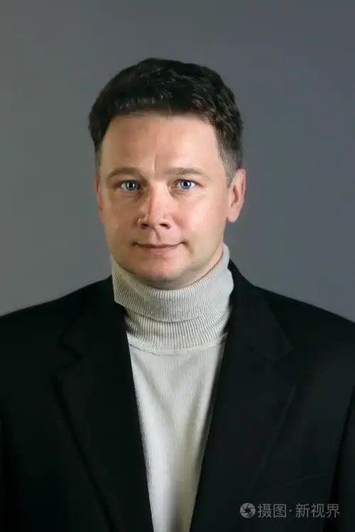 中年男人的肖像