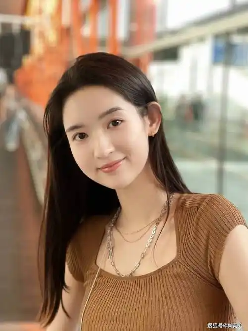 36岁王玉雯,性感饱满美得令人陶醉!_舞蹈_中国_舞台