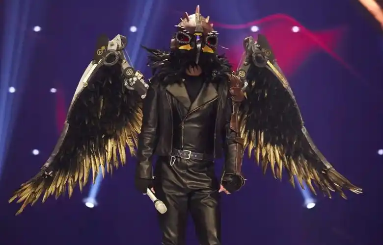 原创蒙面唱将那英揭面没悬念迪玛希只来一期可惜了