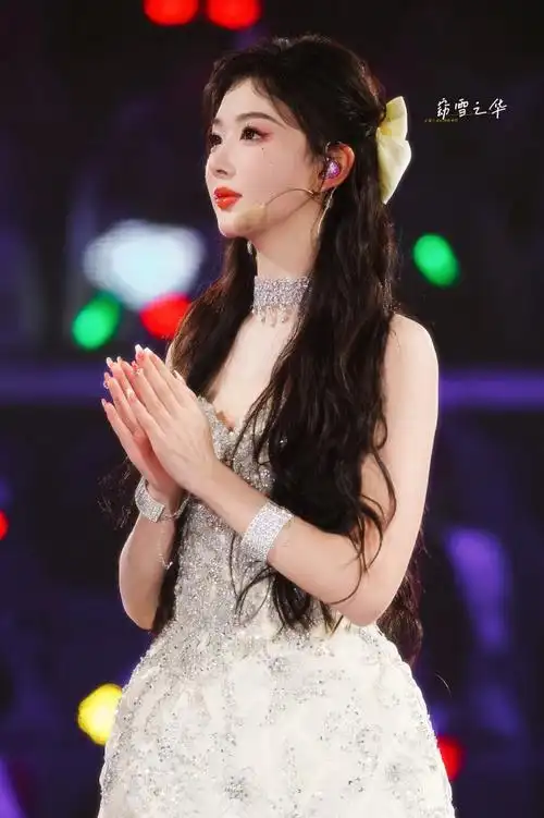 孔雪儿毕业快乐