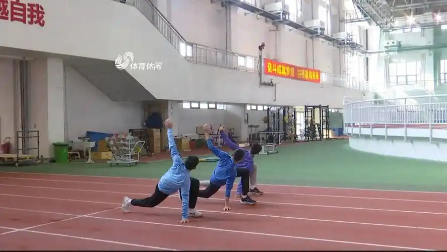 训练迎新春 年味别样浓_山东鲁能_体育_齐鲁网