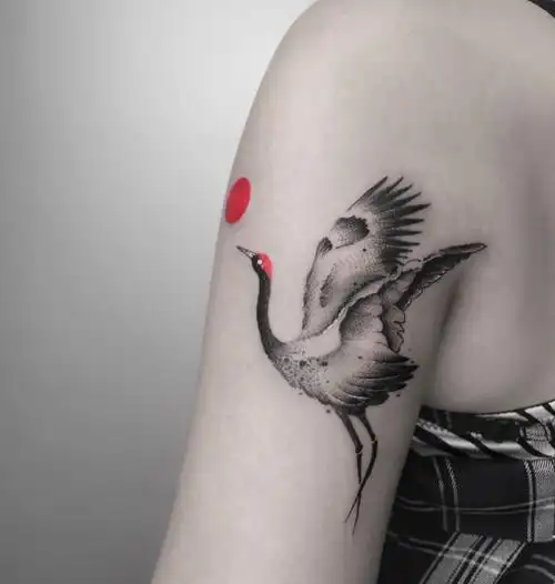 女生仙鹤纹身图集吉祥如意长寿等美好的寓意17