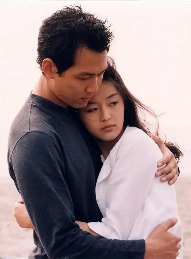 闺蜜上门来大闹,我才知道老公劈腿了她,看着这两个