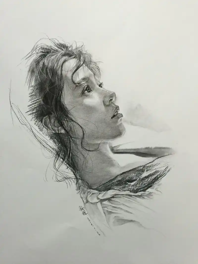 原来素描还可以这么美,看看他笔下的素描肖像吧