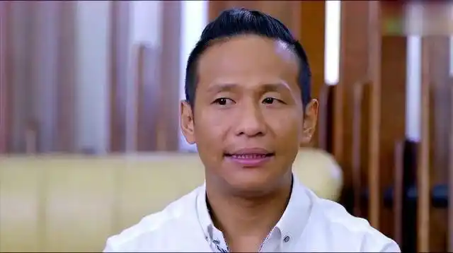 宋小宝成名前饭店刷碗遭嫌弃,成名后抛弃前妻娶网红