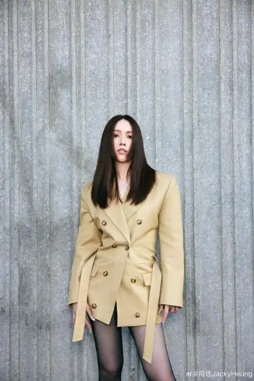 向佐郭碧婷合体拍大片称也体验了一把女生的累3