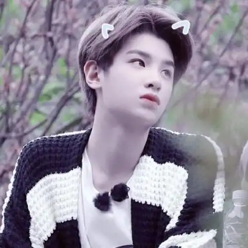 在线收集nana们～我要上热门!justin黄明昊