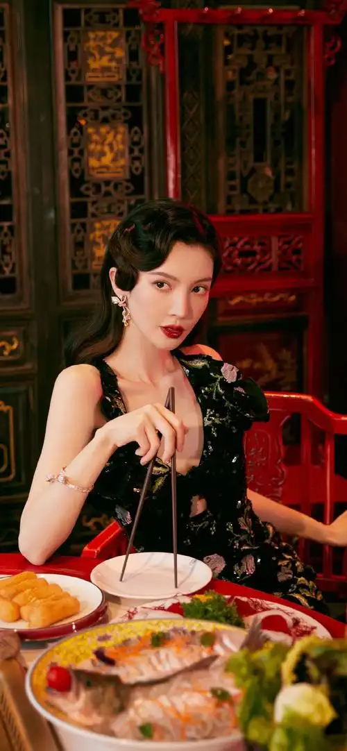 金晨怀旧复古写真手机壁纸_金晨古典民国风旗袍手机壁纸_三千图片网